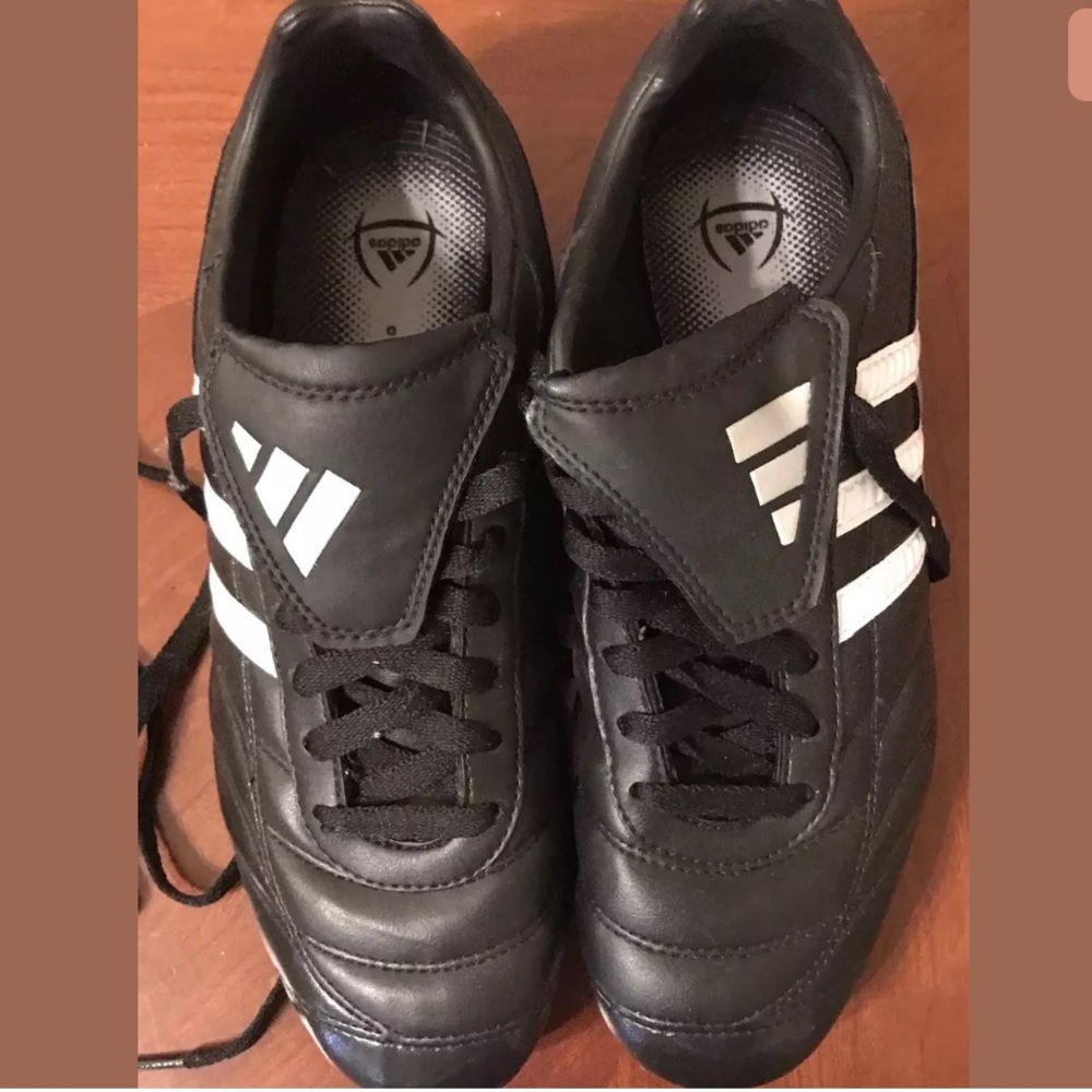 Adidas Soccer Shoes US 7